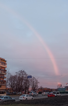 Киевлян поразило необычное явление в небе (фото) 