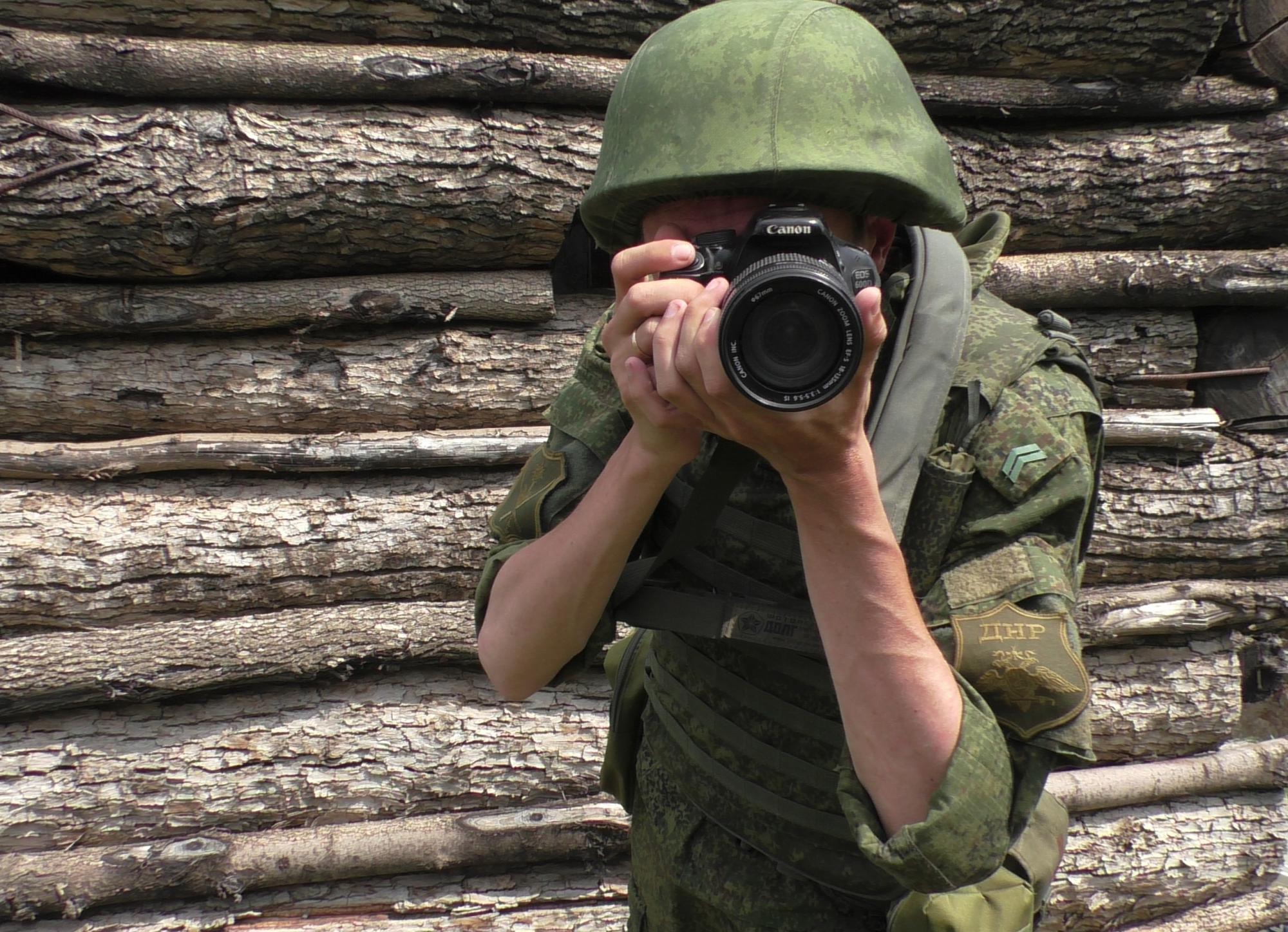 На Донбассе оккупанты применяют старые методы для провокаций ВСУ: в Сети показали, как именно
