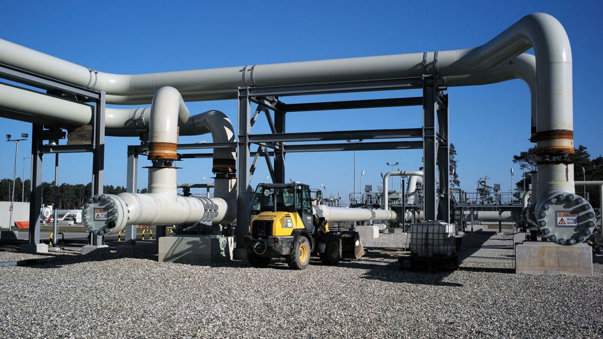 Уход от российского газа: США ввели санкции против оператора "Северного потока - 2" 