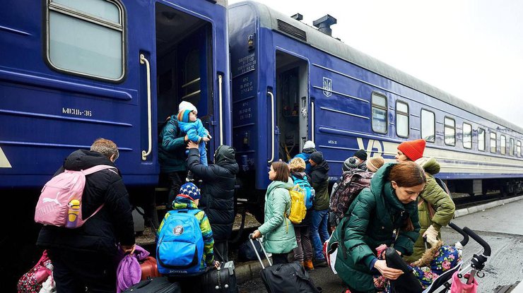 "Укрзализныця" опубликовала график дополнительных эвакуационных поездов на 19 марта