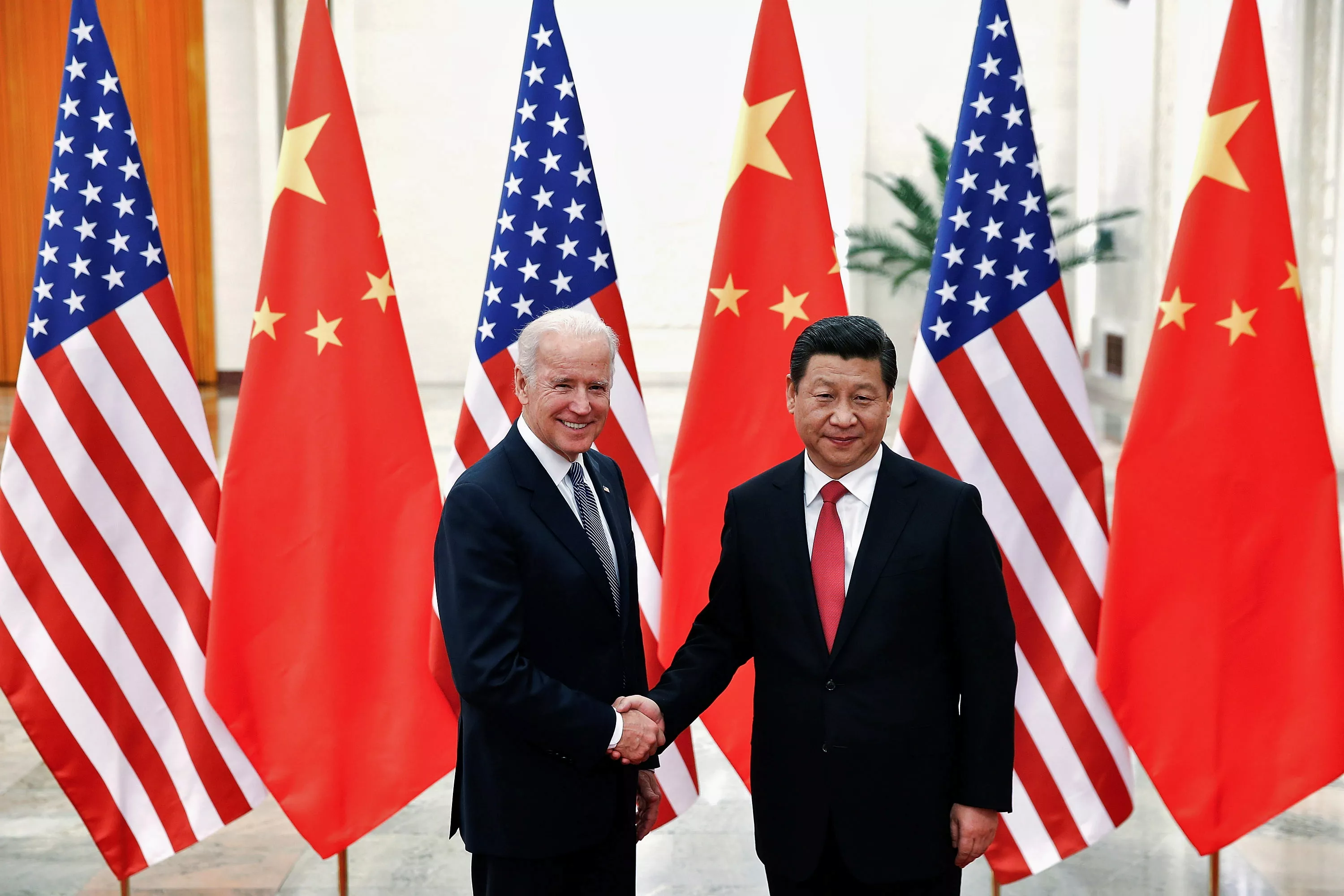 Си Цзиньпин заявил Байдену, что Китай не хочет видеть войну в Украине