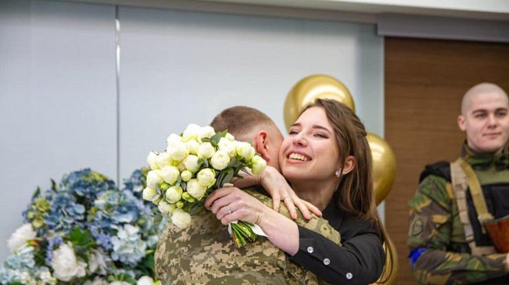 Українцям дозволили одружуватися по Zoom
