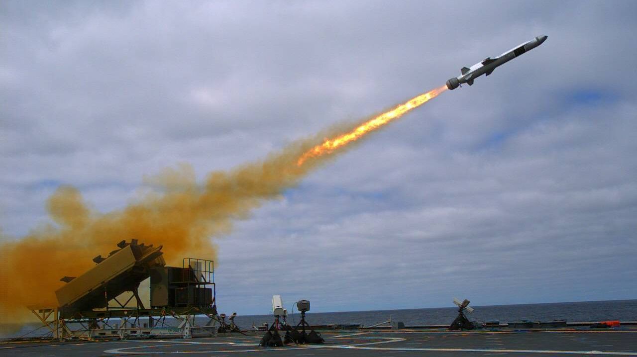 США подготовят Украине противокорабельные ракеты для открытия нового фронта против РФ 