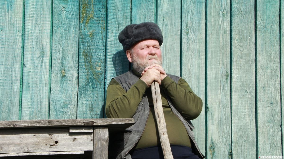 Пенсионеры России рекордно обеднели впервые с 1999 года