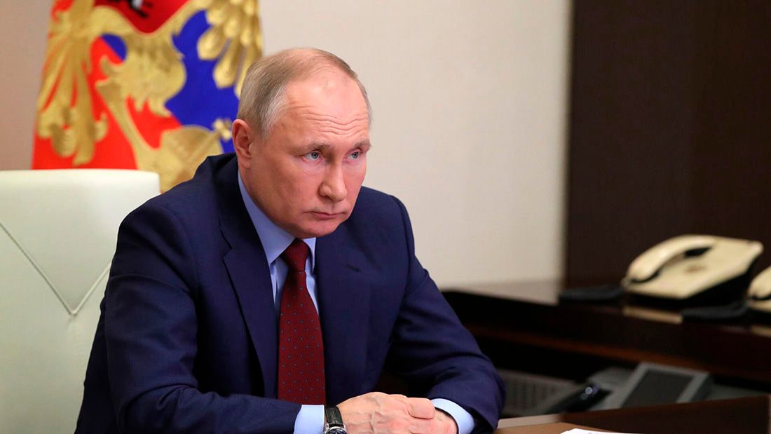 Казахстан нанес удар по родне Путина из-за "игр" Кремля с нефтью