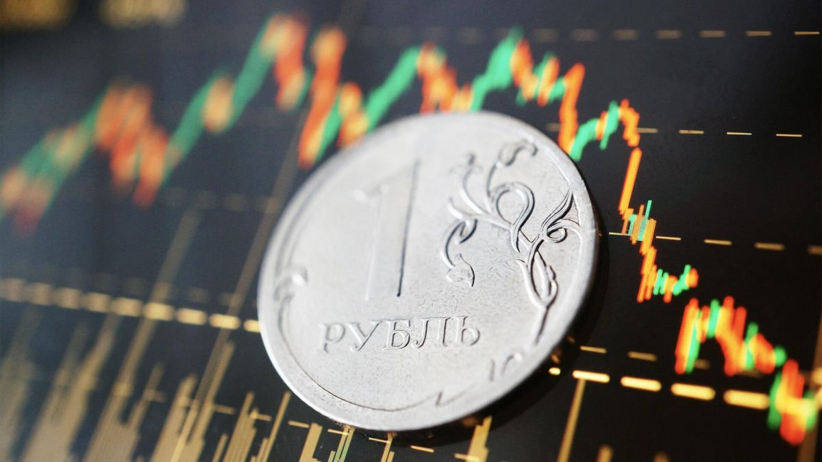 Катастрофический спад в экономике: власти РФ не могут нормализовать курс рубля