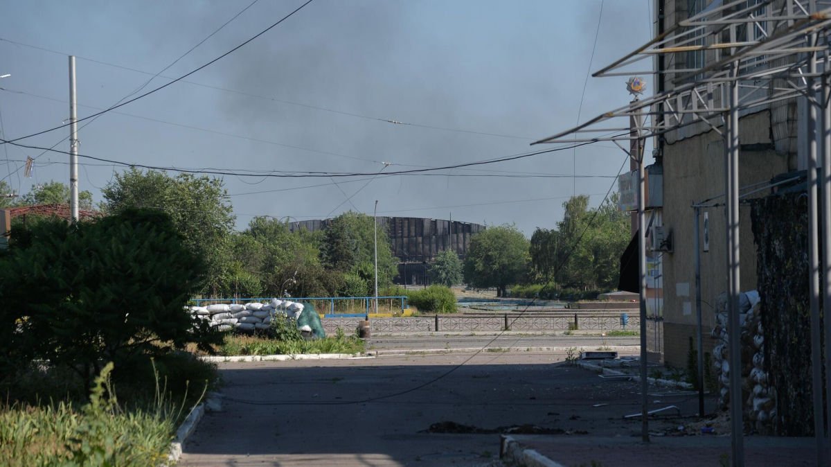 Ситуация в промзоне Северодонецка осложняется: ВСУ допускают отход на новые позиции - Гайдай