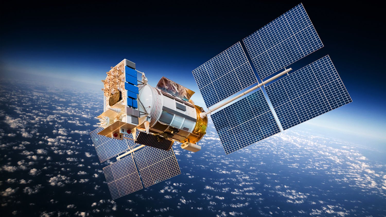 В России признали отсталость в производстве спутников