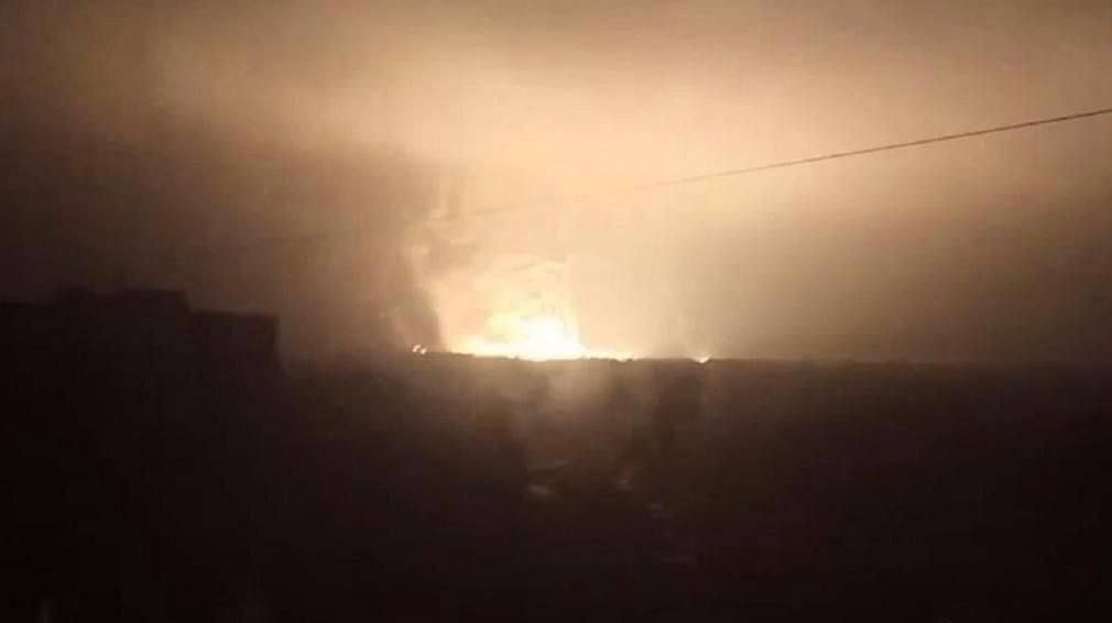 В Луганске подорван новый склад российской армии, взрывает БК оккупантов: ракеты ВСУ пролетели на 95 км