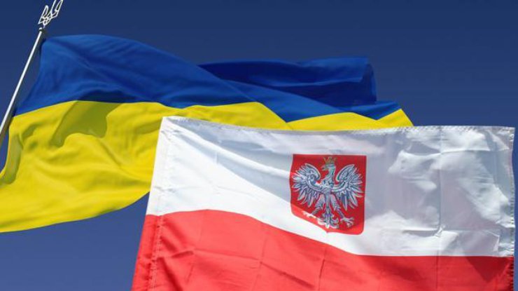Дозволяє подорожувати ЄС: українці в Польщі можуть отримати спеціальний документ