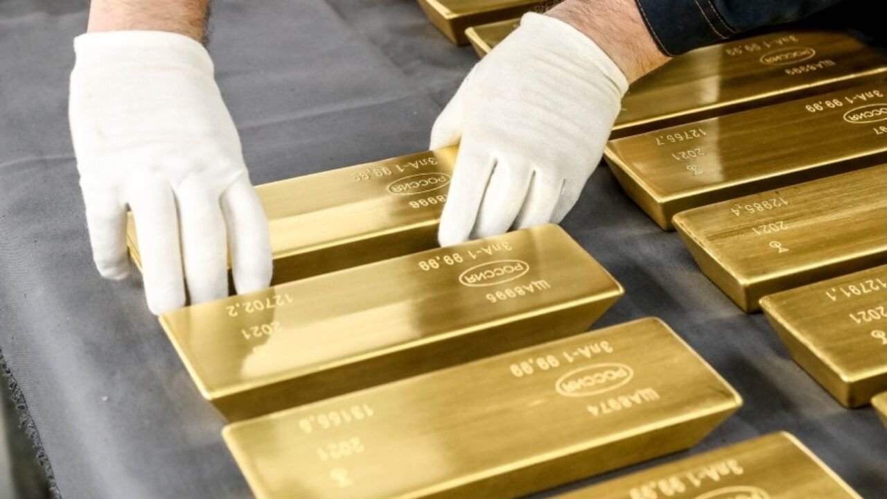 В кошельках россиян сгорели миллиарды после совета властей скупать золото