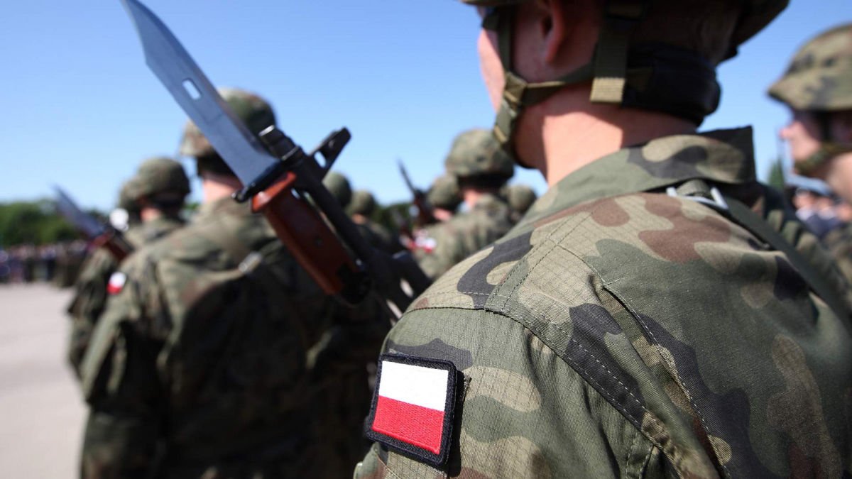 В Польше напомнили РФ о 5-й статье НАТО после переброски "Кинжалов" 