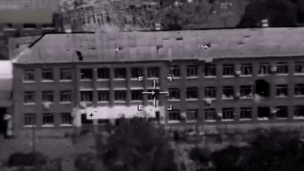​Минобороны РФ крупно опозорилось, публикуя кадры "уничтожения" 2 HIMARS в Украине