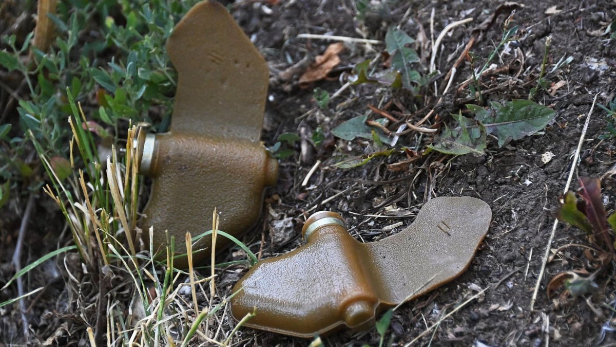 ​Британская разведка сообщила о минах, которые оккупанты активно применяют на Донбассе