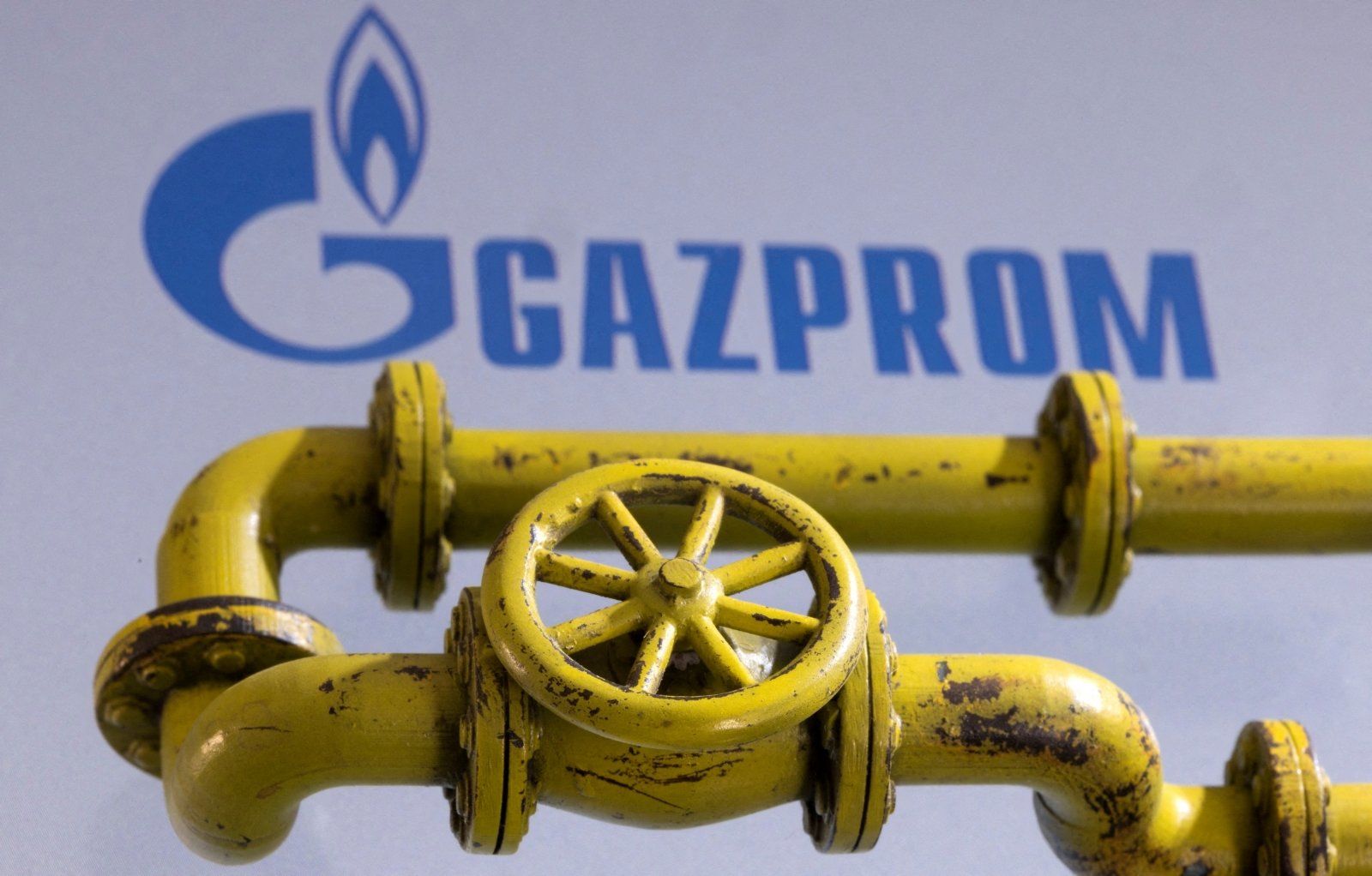 "Газпром" в агонии снова обманул акционеров, чтобы заработать