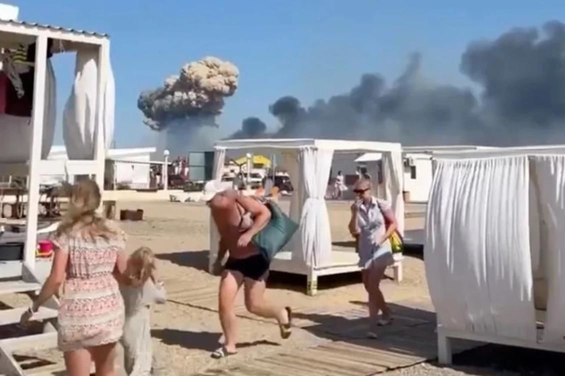 РосСМИ узнали, насколько рухнул поток российских туристов в Крым: взрывы баз окончательно "добивают" сезон