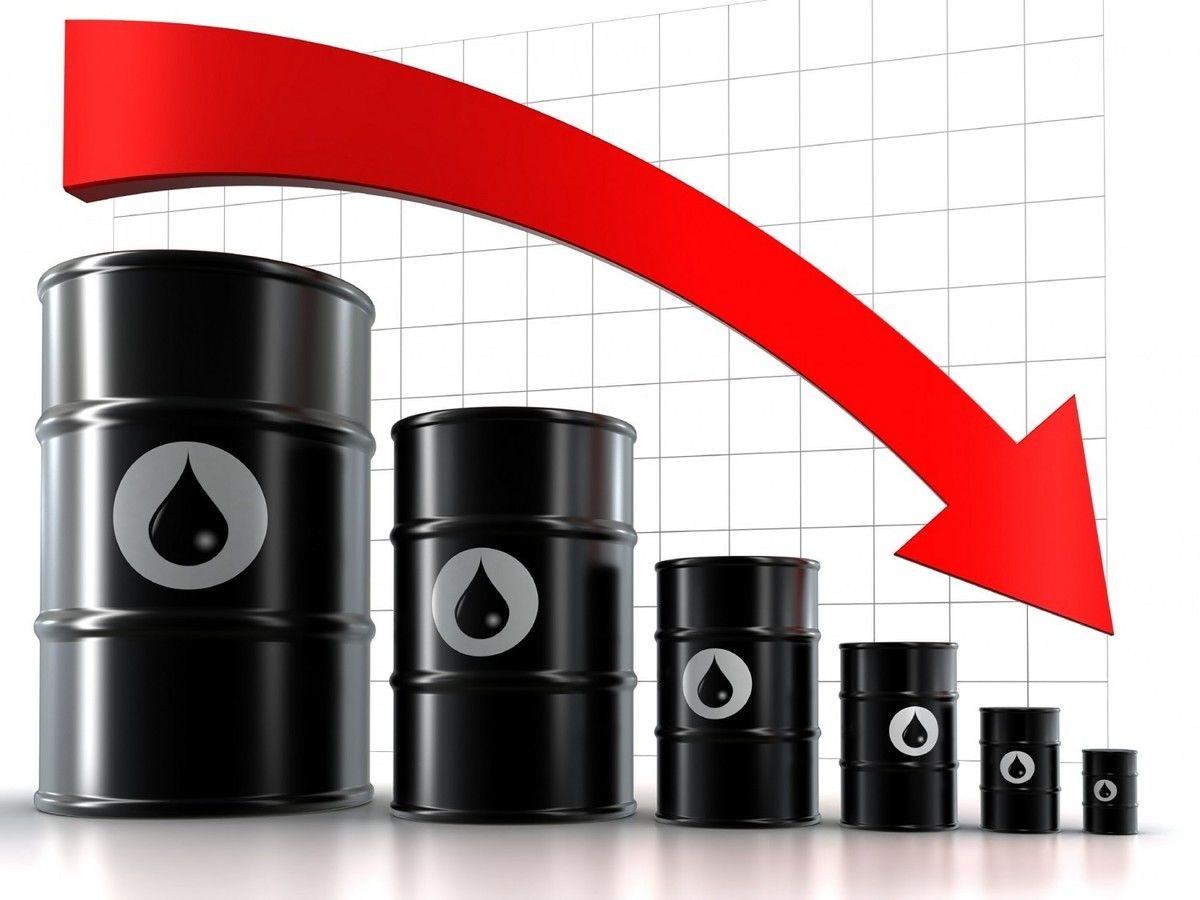 Цены на нефть рухнули до нового минимума, фундамент российского бюджета идет ко дну – СМИ 