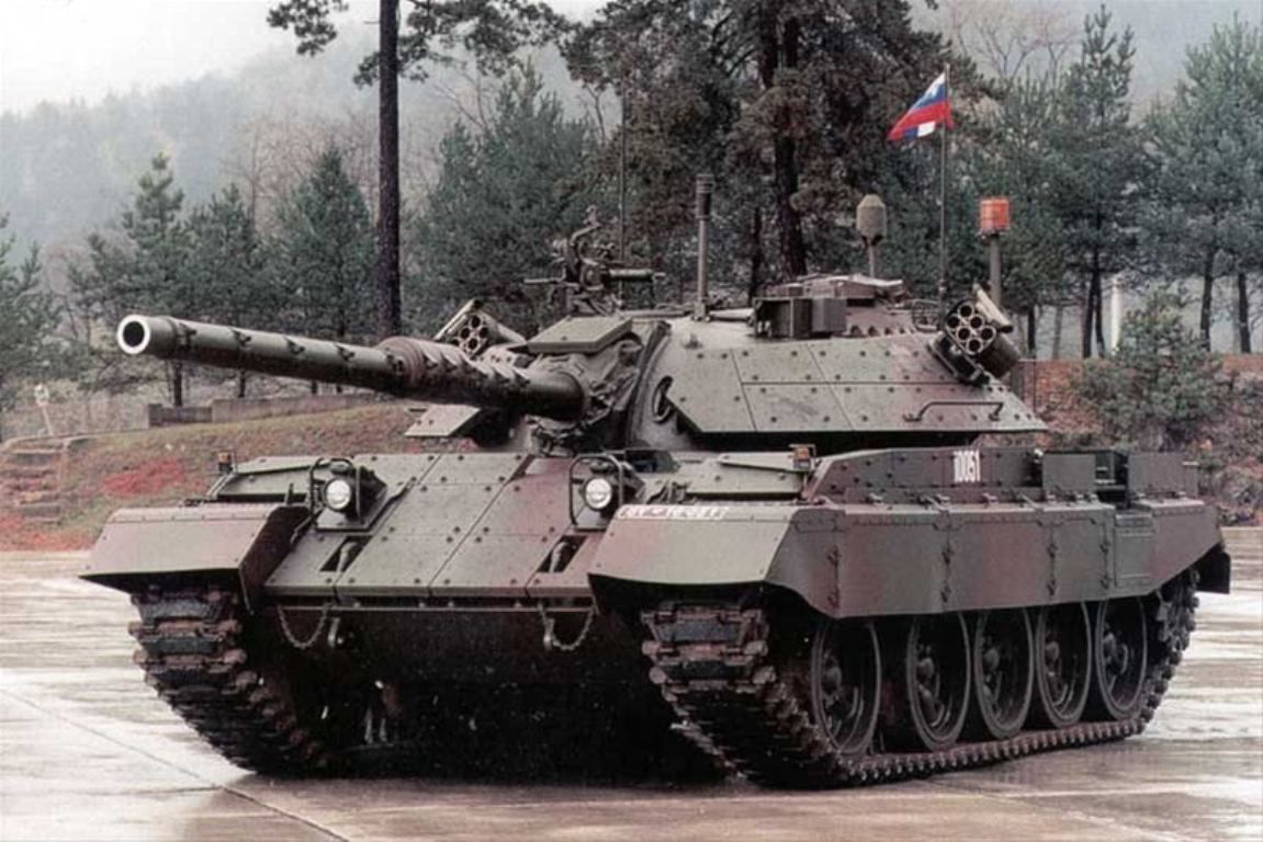 Украина получит 28 танков M-55S: озвучена схема "кругового обмена" между Германией и Словенией