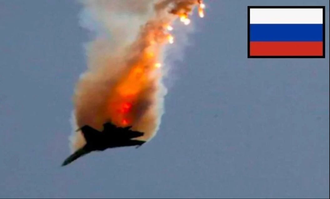 Появилось видео из кабины подбитого в Украине Су-25: российский штурмовик взрывается, рухнув на землю
