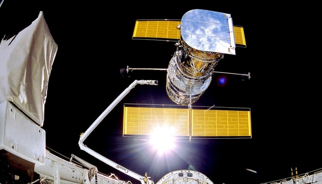 Hubble показал облако разреженных газов и пыли в созвездии Ориона