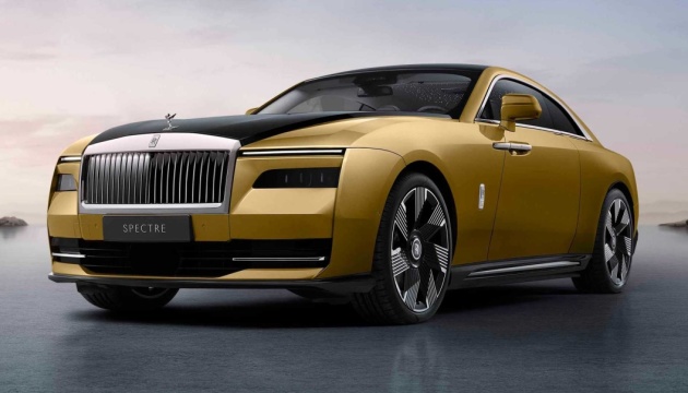 Rolls-Royce представил первый электрокар Spectre