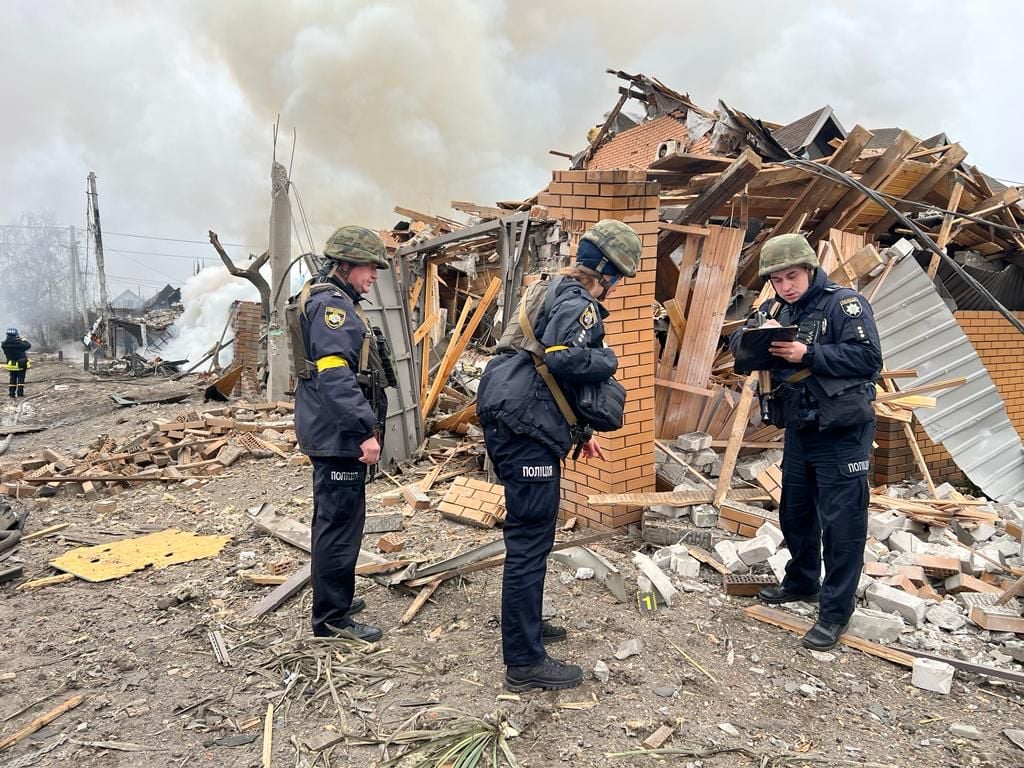 ​В Днепре "прилет": пострадали 7 домов, город частично обесточен
