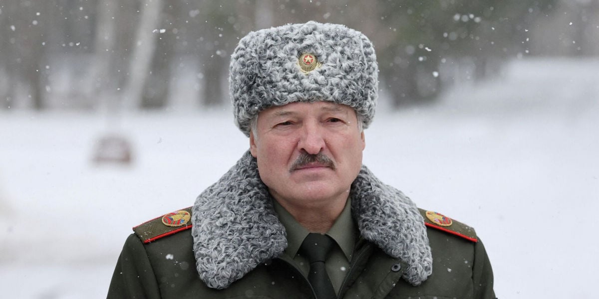 Лукашенко заявил о "единой армии" с Россией и дал обещание Шойгу