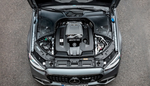 Mercedes представил новый гибридный автомобиль S63