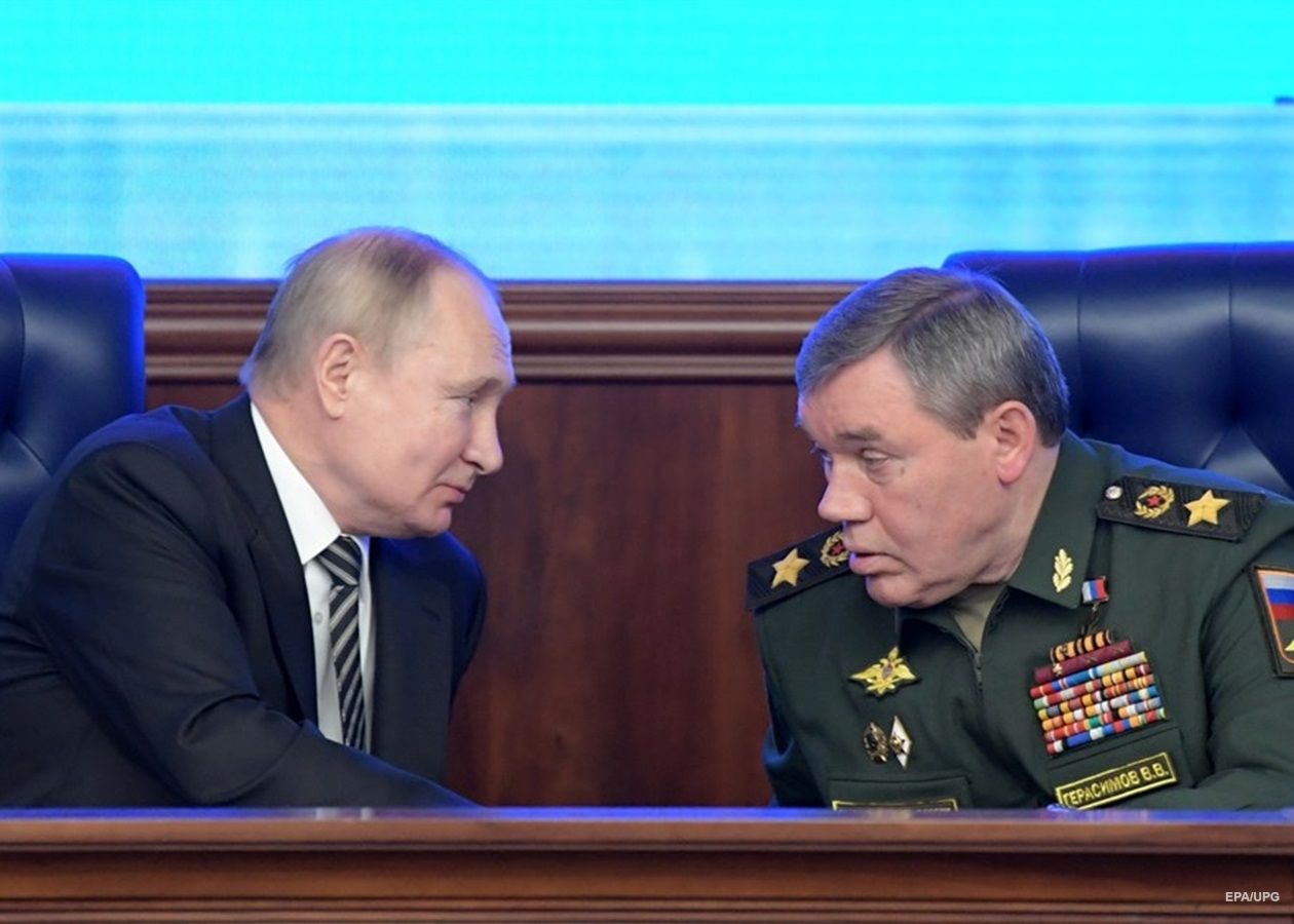 Путин отдал новый приказ Герасимову: в ГУР предупредили о существенном обострении боев
