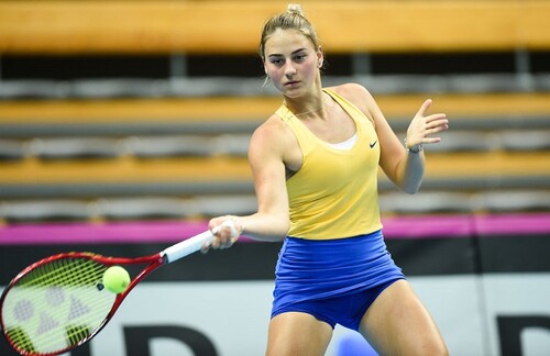 WTA в Абу-Даби: Костюк уступила 9-й ракетке мира