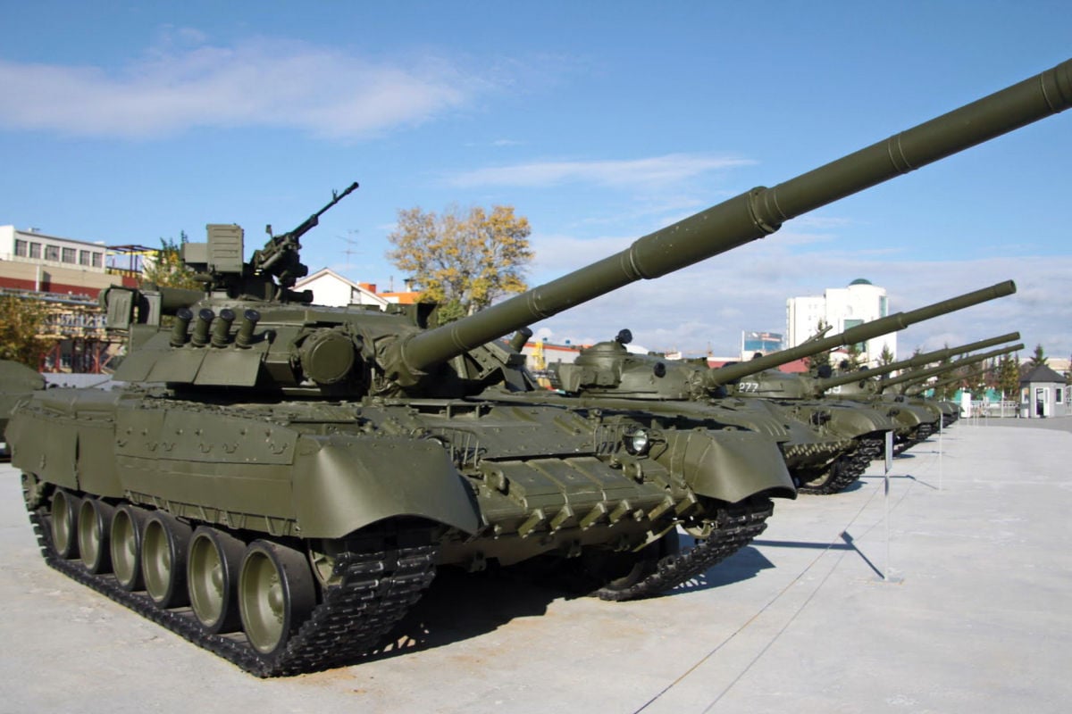 ​Путин пытается сорвать поставку Украине 44 танков "Т-80" восточным союзником - Firstpost