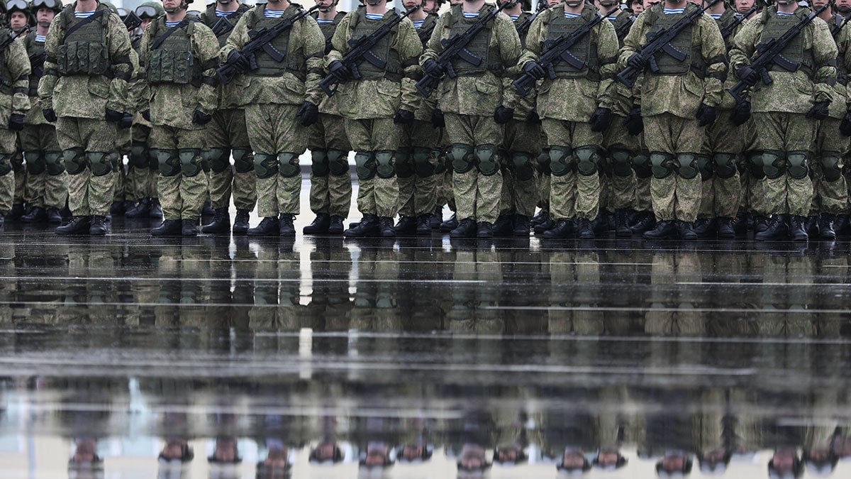 Кремль готовит новую волну мобилизации на Донбассе: на фронт заберут несовершеннолетних