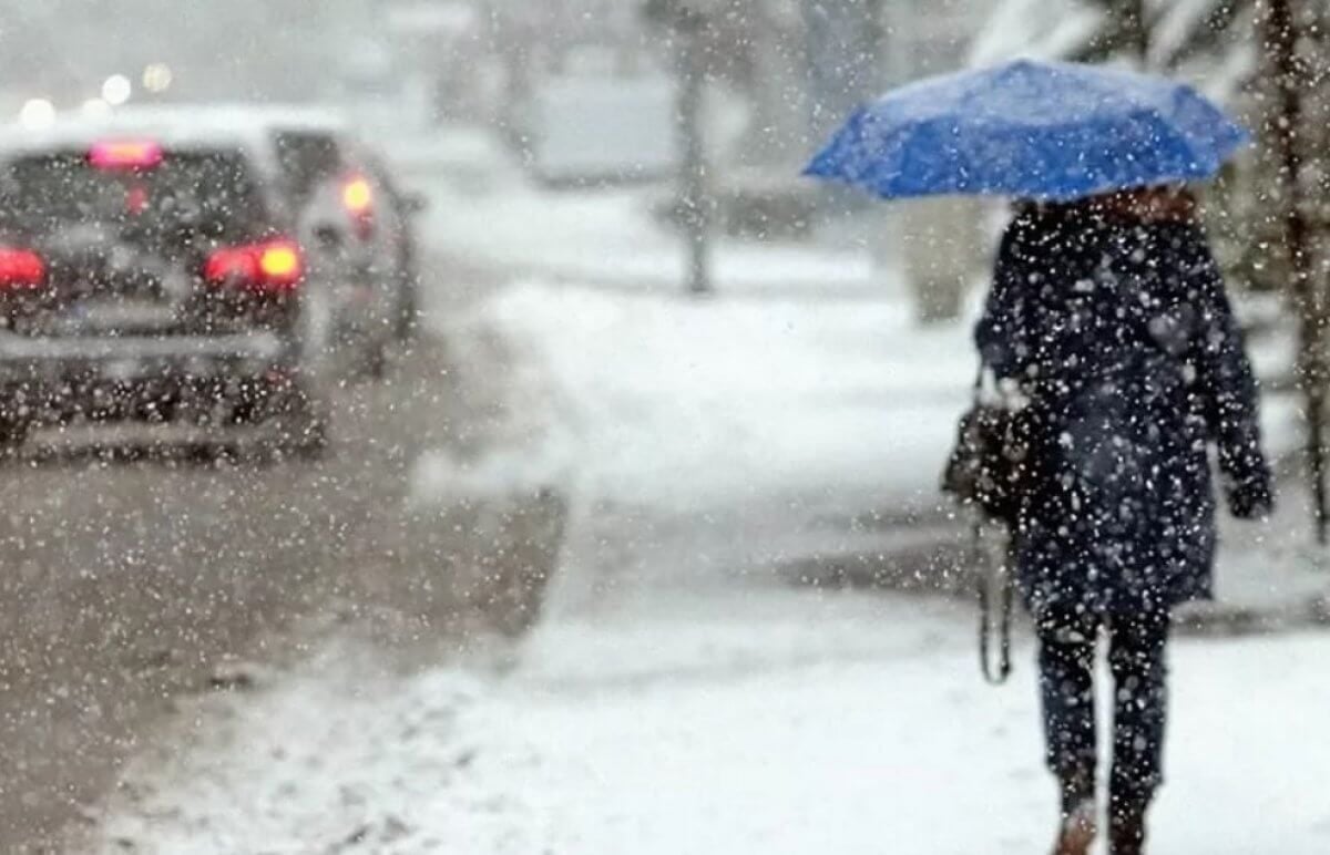 "Подготовьтесь к непогоде", – синоптик предупредила украинцев о выпадении снега