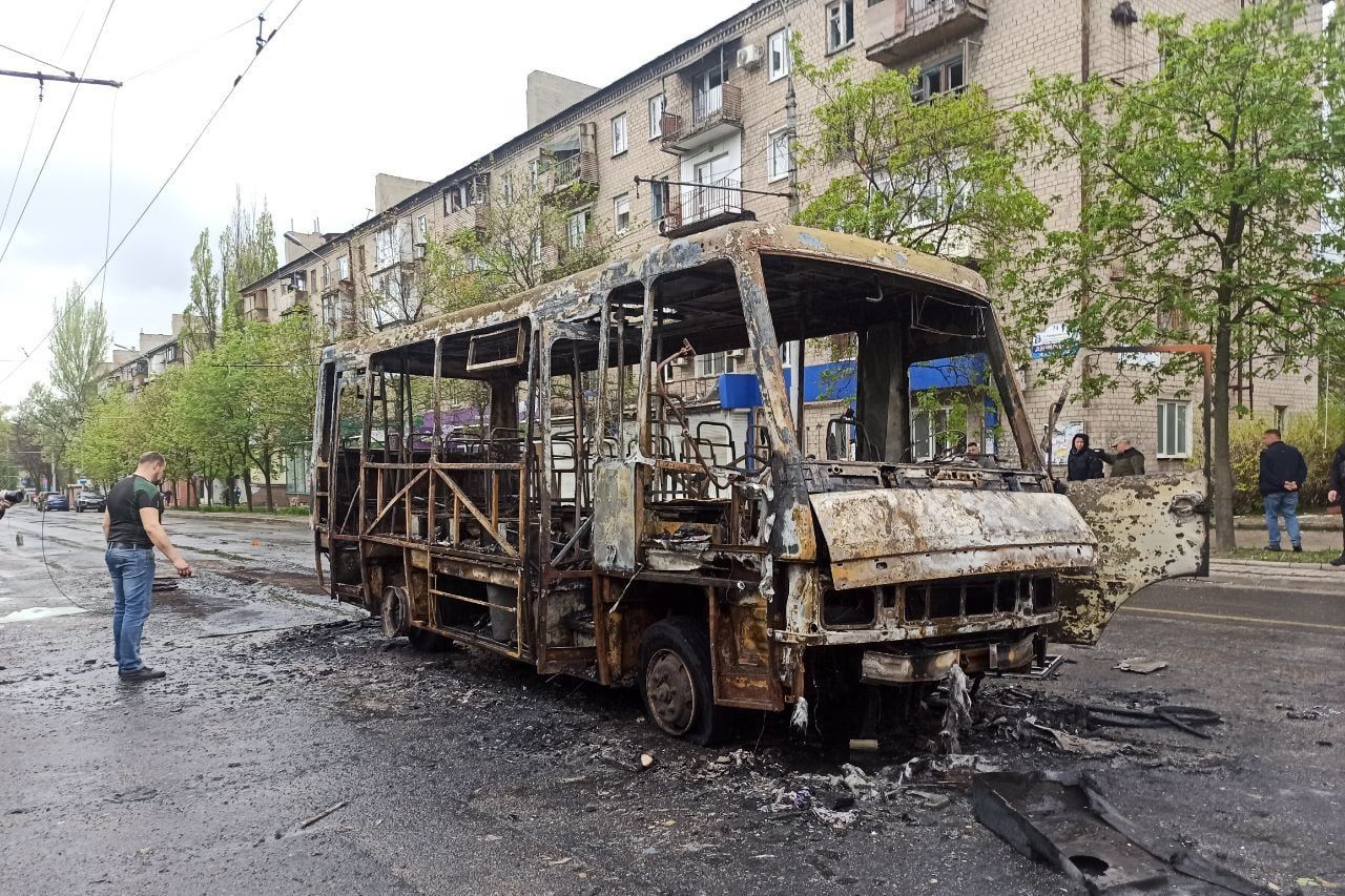 ​После Умани армия Путина "утюжит" Донецк: под удар попала маршрутка, много погибших