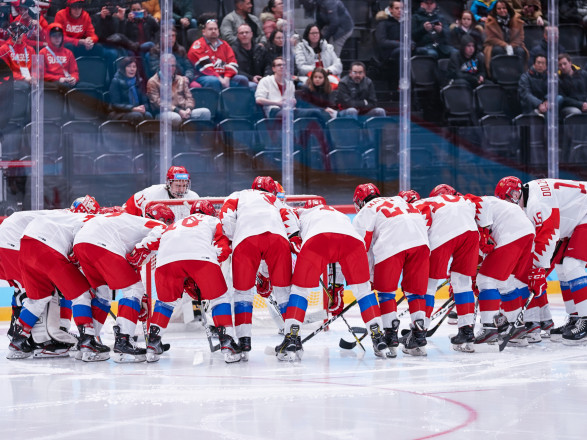 россию и беларусь не допустят к международным соревнованиям по хоккею до конца войны в Украине