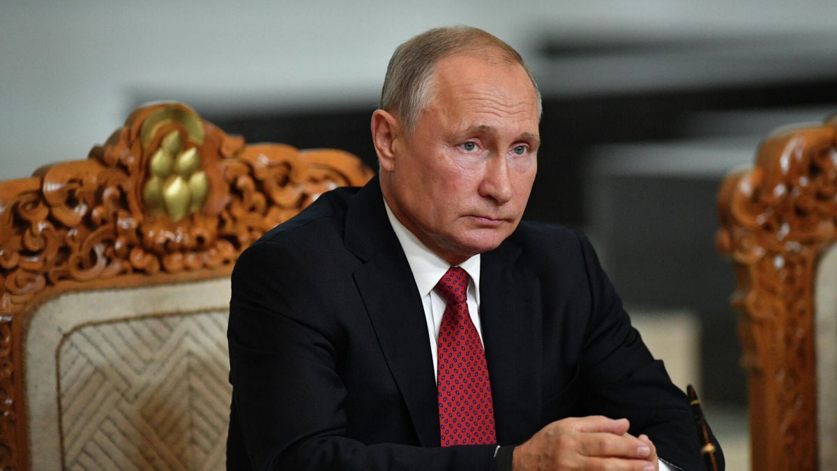 Экс-глава ЦРУ прогнозирует свержение Путина: "Военные его уберут"