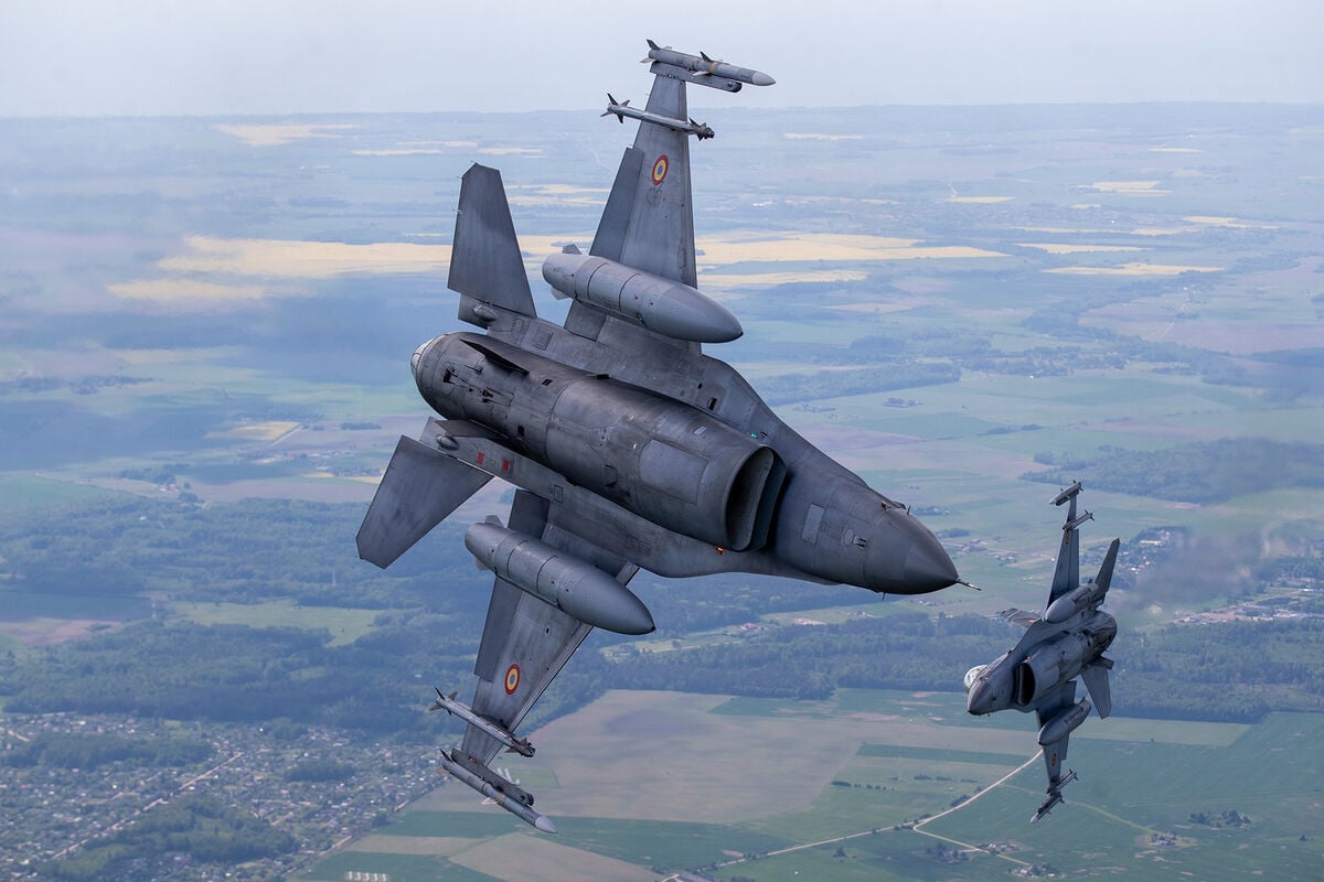 F-16 для Украины: СМИ узнали новые детали о передаче истребителей
