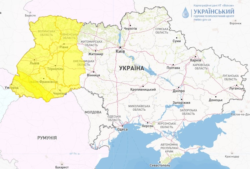 Часть Украины накроют ливни с грозами и градом: названы области 