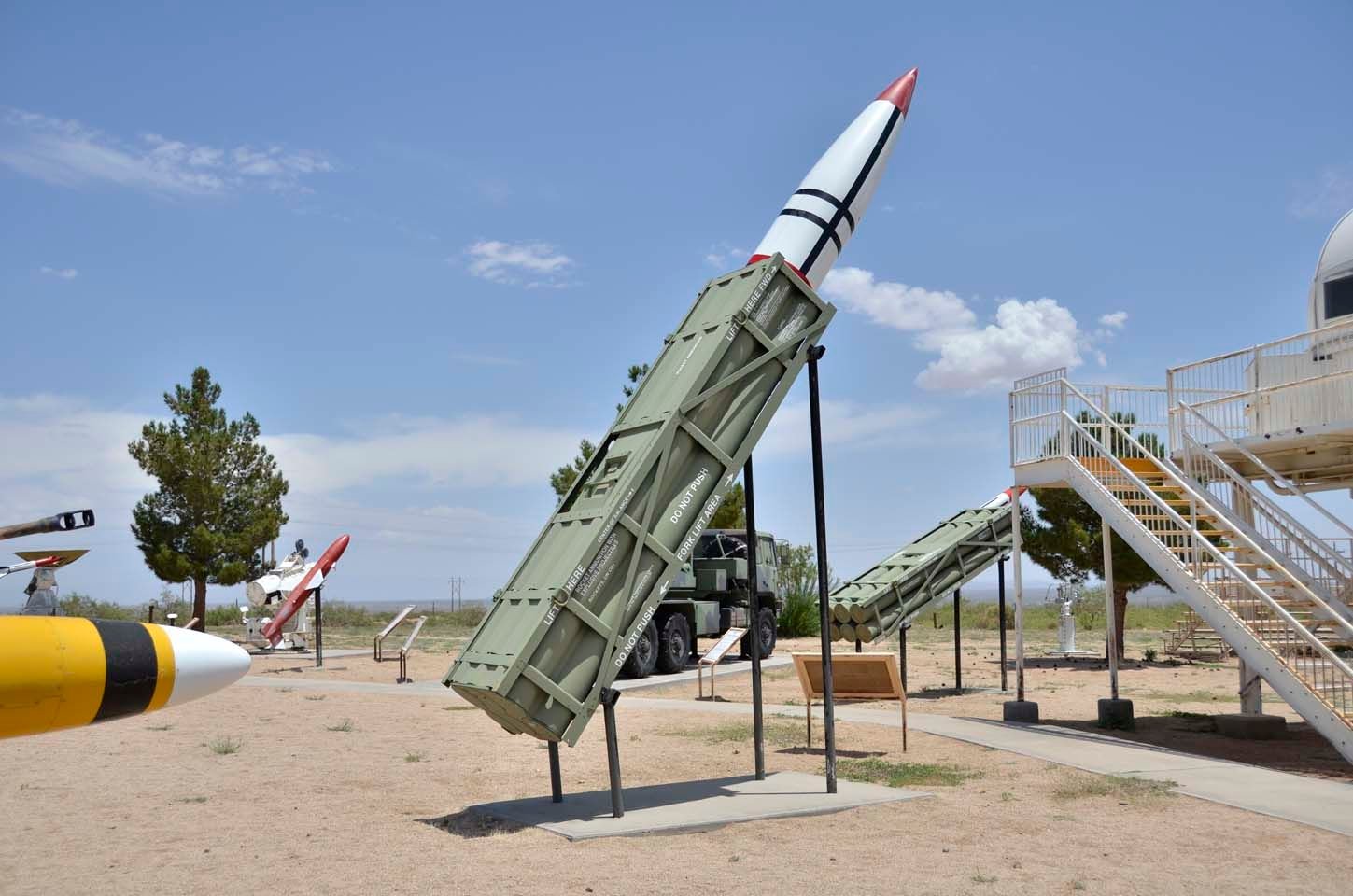 Байден близок к передаче Украине ракет ATACMS - FT