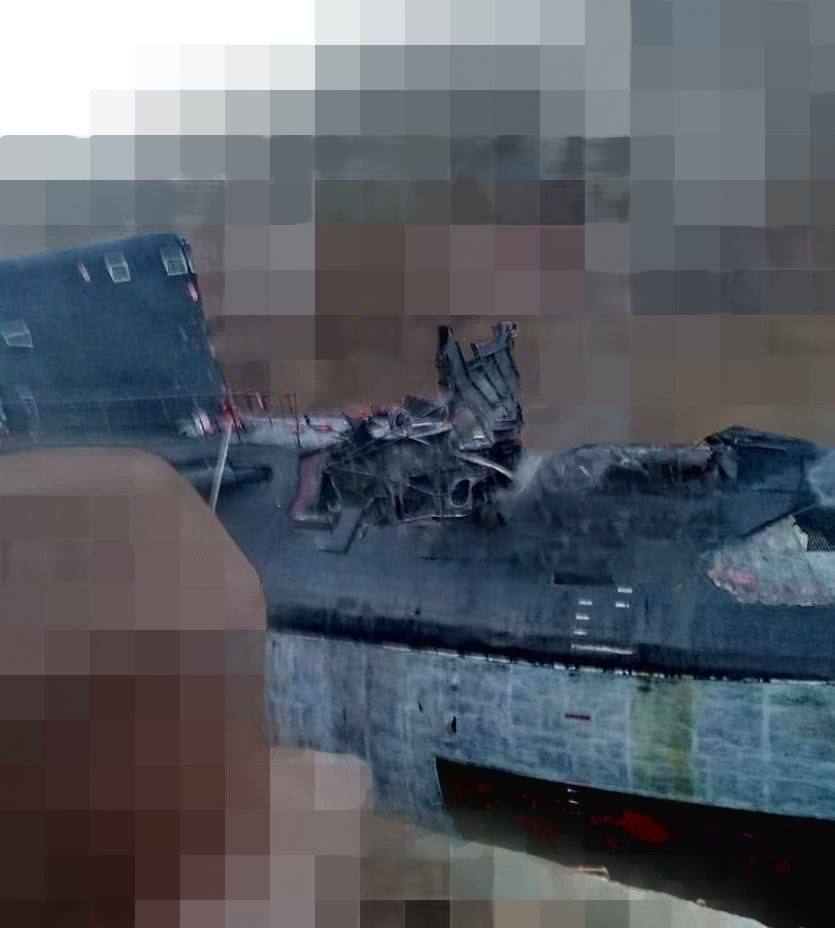 ВСУ ракетами продырявили "Ростов" в двух местах: на новых фото видно, что подлодка уничтожена