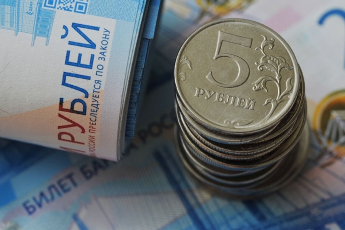 Власти России признали неизлечимость рубля