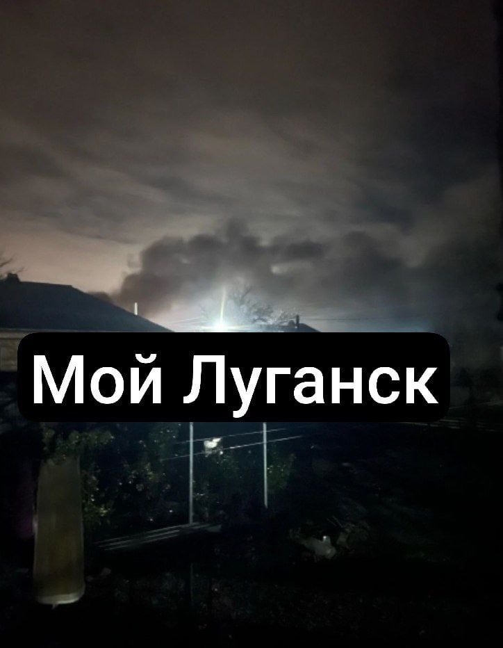 Ночная "бавовна" в Луганске: нефтебаза атакована дронами, похожими на "Шахеды"