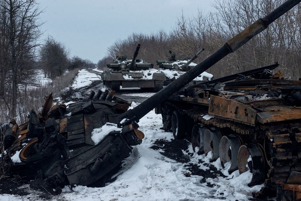 "В больницы поступает много раненых", - Z-военкор о потерях россиян под Донецком