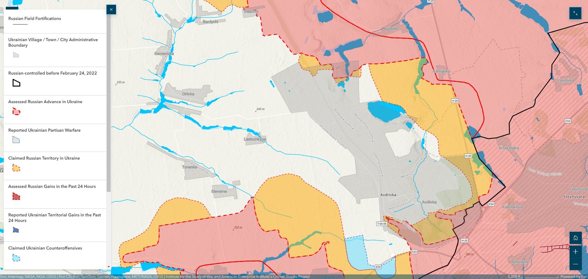 ​Не смогли окружить Авдеевку – оккупанты резко изменили тактику: в ISW о ситуации в городе и вокруг него