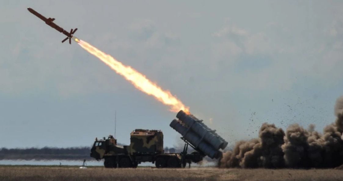 Украинские военные будут обстреливать территорию России дальнобойными ракетами – Defense Express