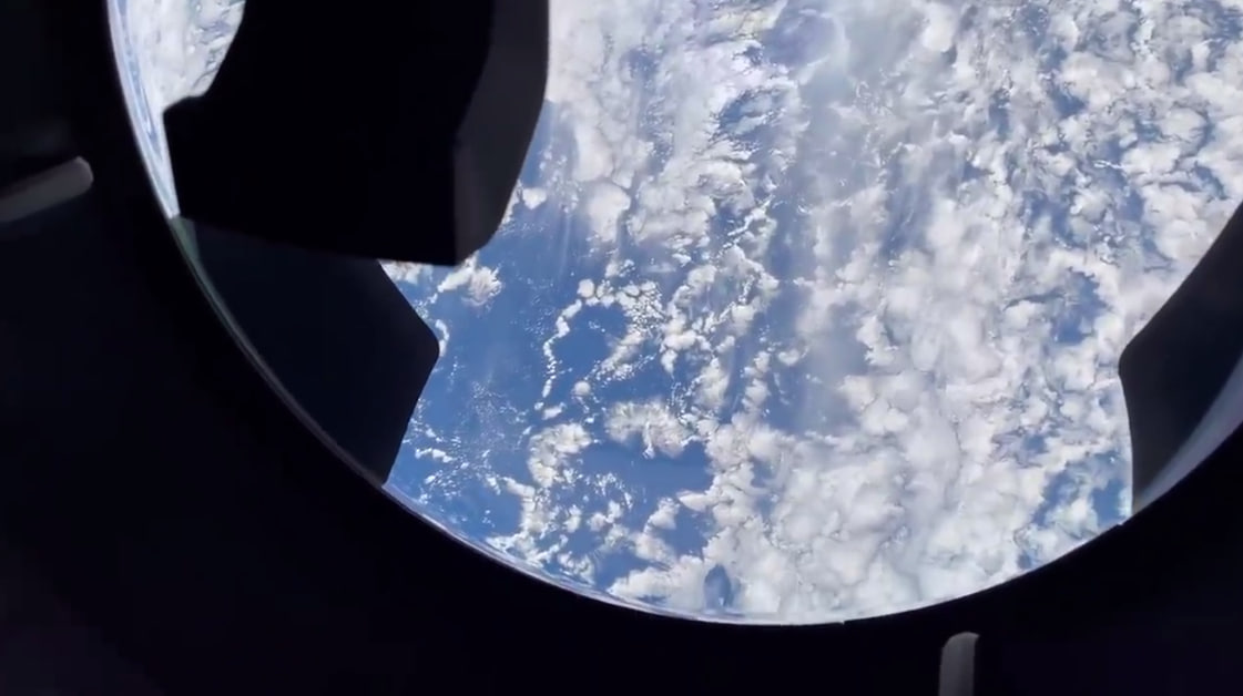 SpaceX Илона Маска приглашает туристов в космос уже в 2024 году