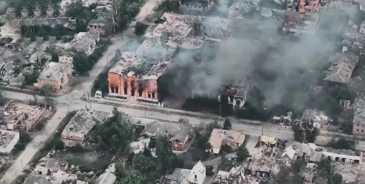 План победы России в Волчанске стал планом поражения: оккупанты загнали себя в мышеловку на заводе