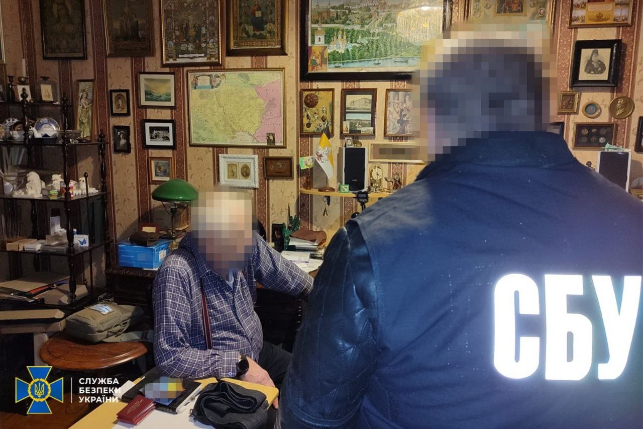 СБУ разоблачила сеть пророссийских агитаторов, включая хакера, создавшего ботоферму