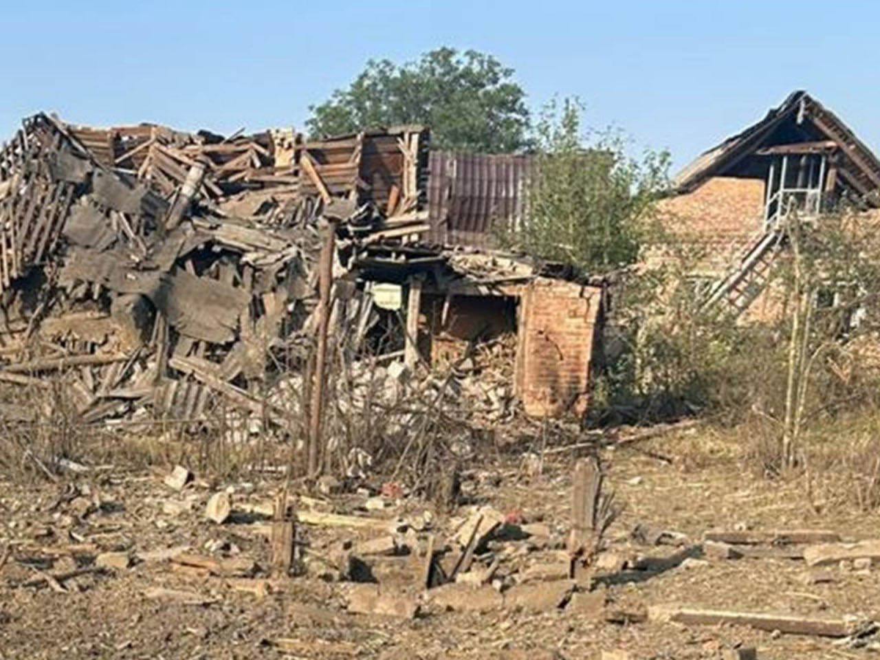 Последствия целенаправленного террора РФ на Донбассе: есть погибшие, ранены волонтеры, разрушения – ОВА