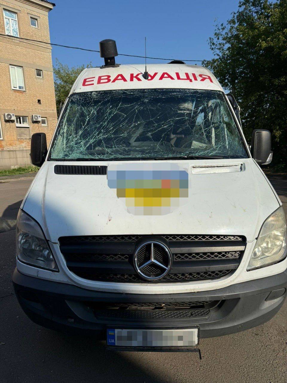 Последствия целенаправленного террора РФ на Донбассе: есть погибшие, ранены волонтеры, разрушения – ОВА